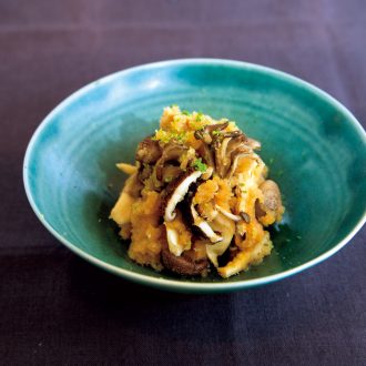 銀座 日本料理「六雁」に教わる　「焼 ききのこ おろし和え」