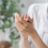 50代におすすめの「ハンドクリーム」で乾燥を寄せつけない！