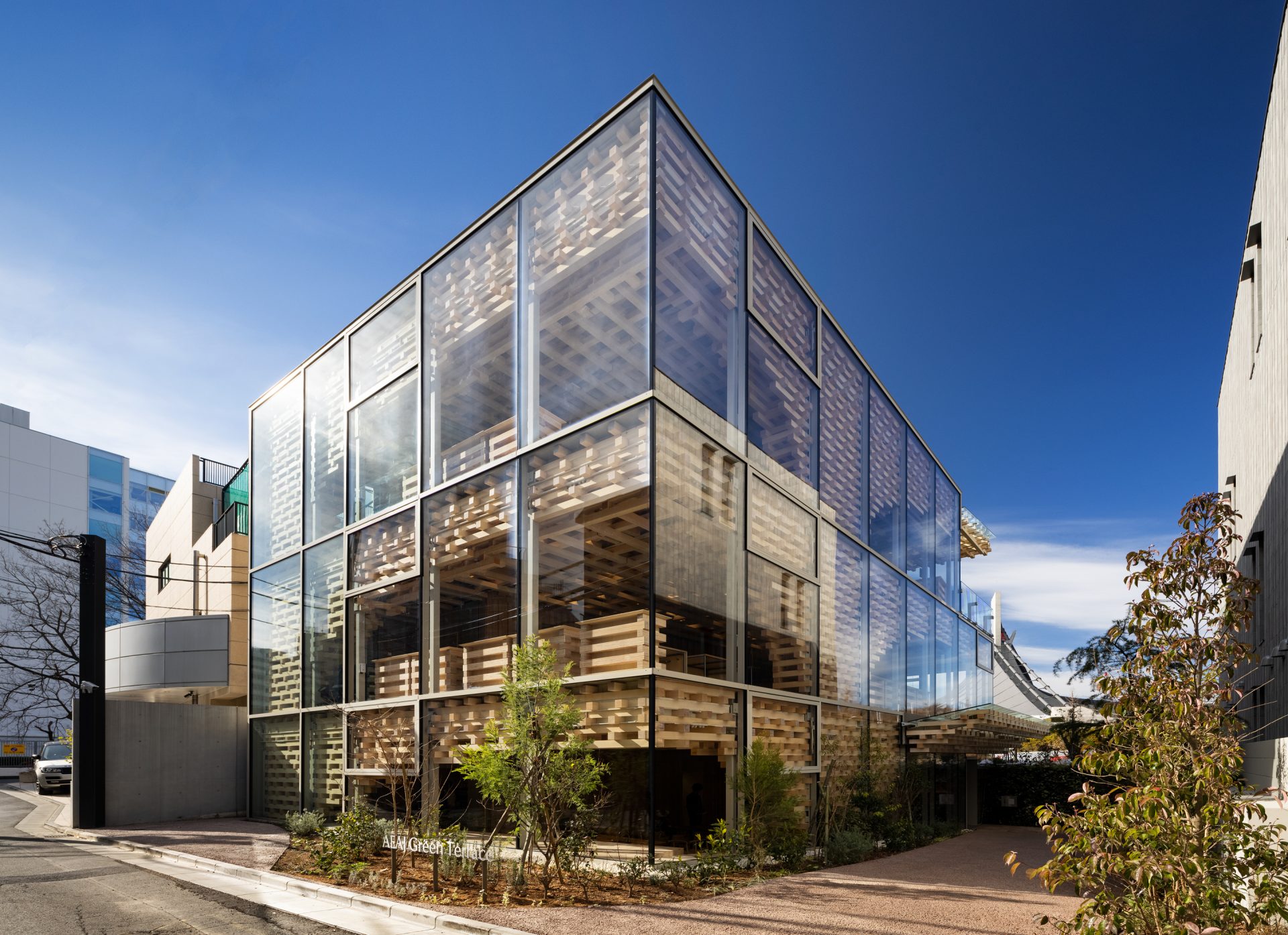 NEW OPEN】世界中の香りと出合える「アロマ体験施設」へ出かけよう