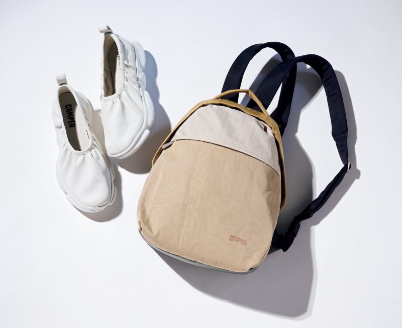 CAMPER〔カンペール〕 リュック¥19,800、スリッポン¥28,600／ともにカンペール（カンペールジャパン）