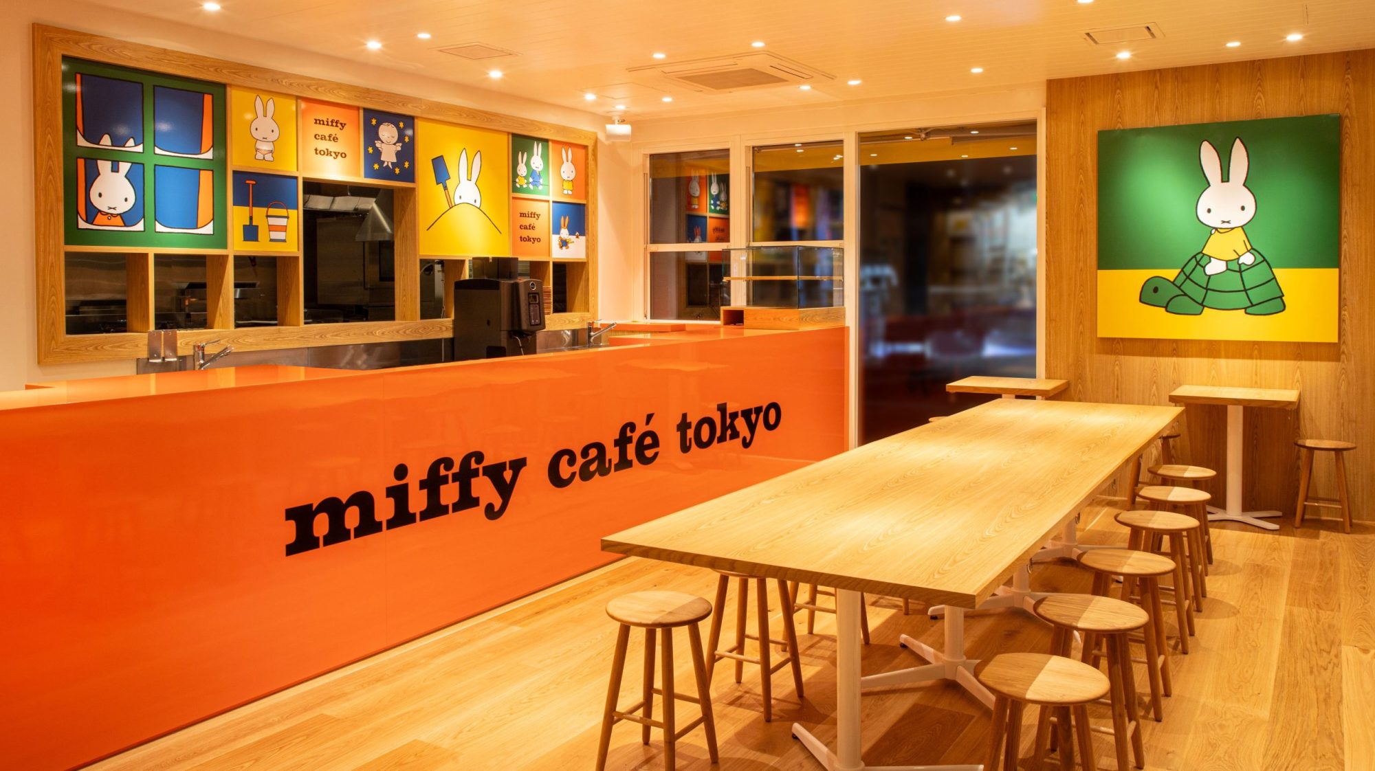 miffy café tokyo内観