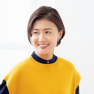 ハイライトカラー使いで立体的なスタイルに モデル・伊藤博子さん （50歳） 担当：natura・NAVEさん natura　 ナチュラ 東京都港区南青山5-2-15 ヴィオレ南青山2F ☎03-6427-4742 http://naturatokyo.com/