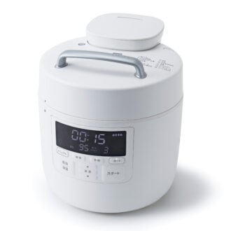 シロカ 電気圧力鍋 おうちシェフPRO ¥17,980 ●サイズ：W240×D260×H270㎜　 ●重さ：3.9㎏