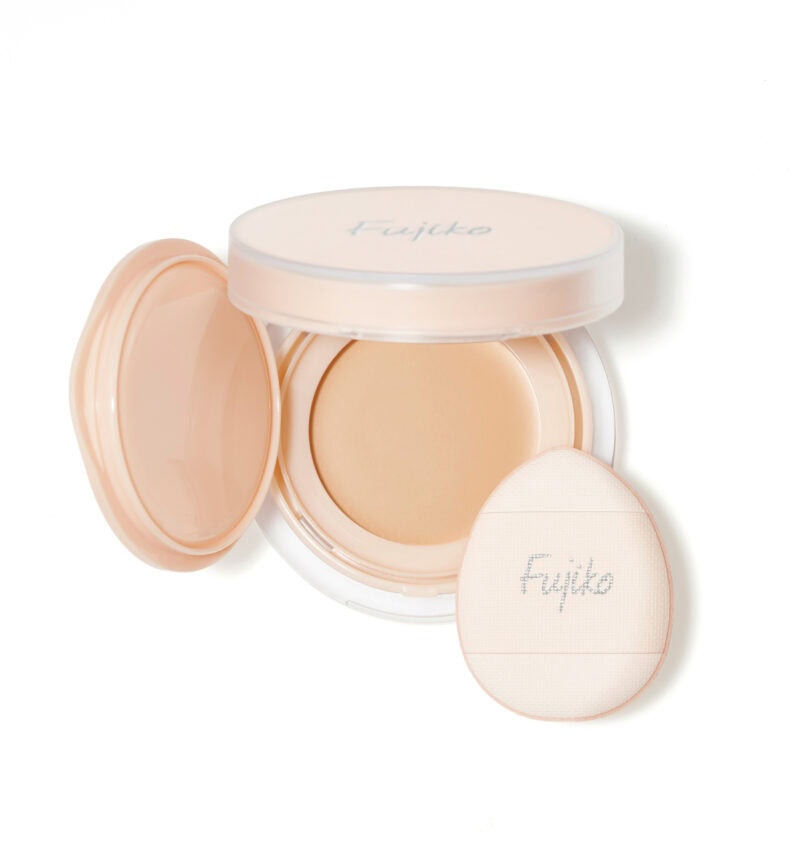 Fujiko（フジコ）お直しパクト SPF50+･PA++++全２色 ￥1,980／かならぼ