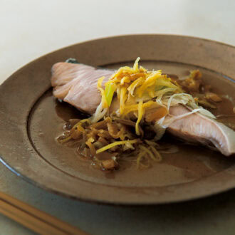 【調理時間10分！】 ぶりの中華風野菜蒸し