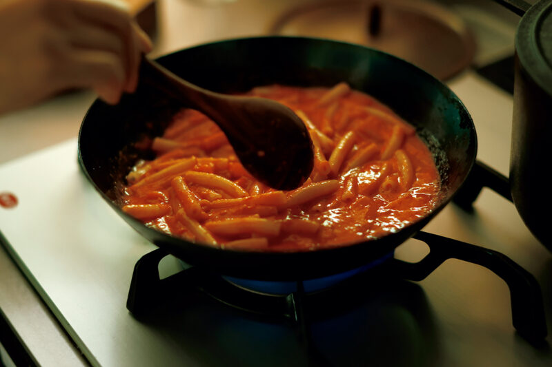 トマトソースパスタ