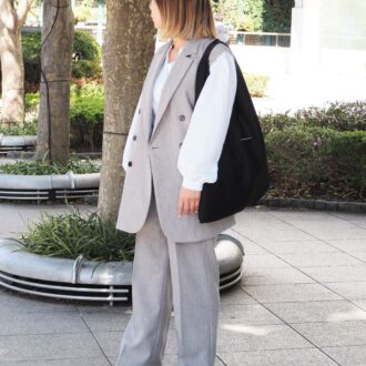 【スナップ】セットアップは働く大人女子の味方！ 「ユニクロ」も高見えするスマートなお仕事ルック