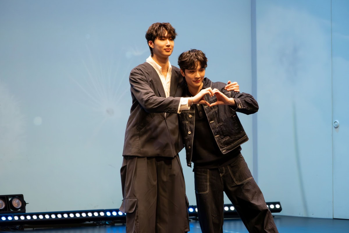 台湾BL『看見愛（カンジエンアイ）〜See Your Love』メインカップルを演じたジン・ユンとライデン・リン。（写真はファンミーティング開催時のもの）