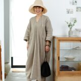 【スナップ】美シルエットのリネンワンピースが主役！ 手仕事の温かみにほっこり