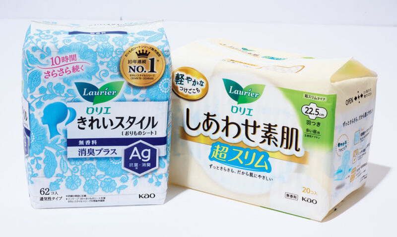 （右から）しあわせ素肌￥420、きれいスタイル￥350（ともに編集部調べ）／ロリエ（花王）