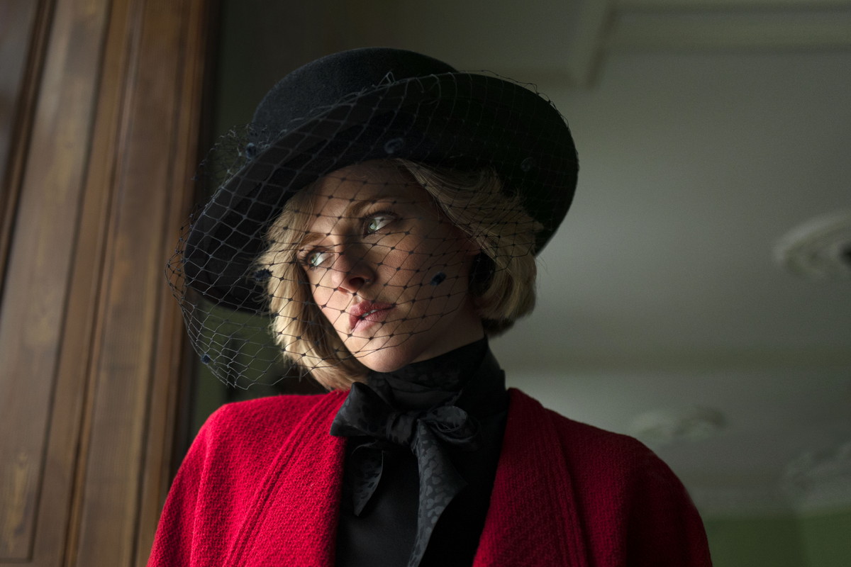 クリステン・スチュワートがダイアナ元妃になりきった『スペンサー ダイアナの決意』。©Pablo Larrain