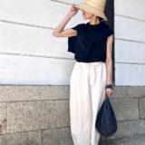 【スナップ】上質素材とモノトーンで作る、夏の京都のエレガントスタイル