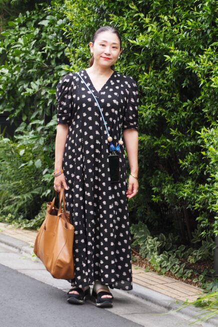 【スナップ】小柄さんのスタイルアップ術を拝見！ ヒントは足元にあり？