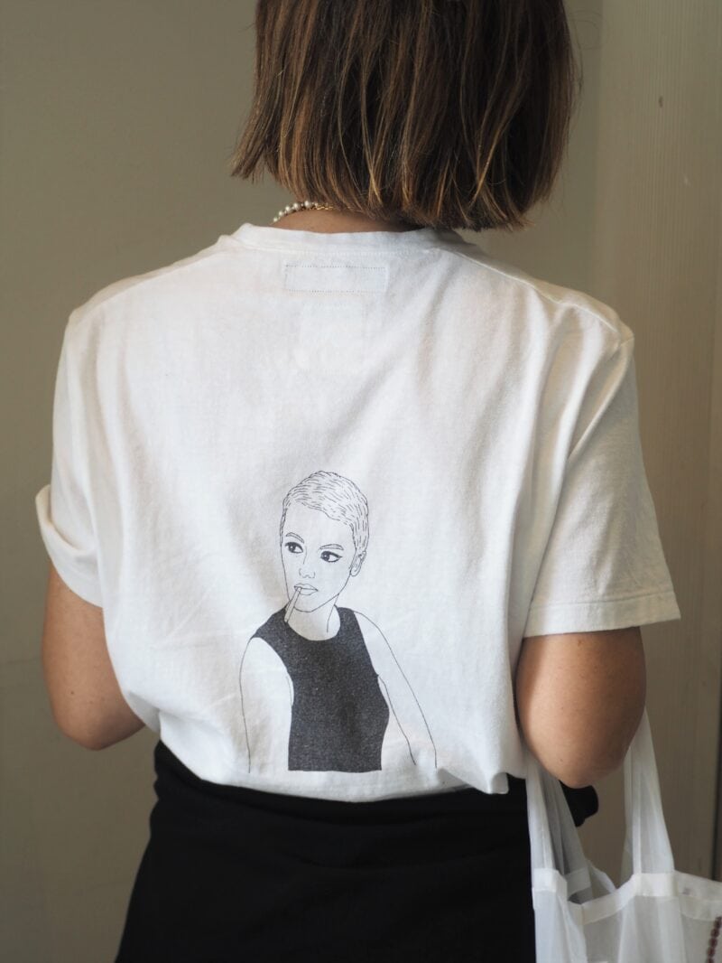 バックプリントTシャツ