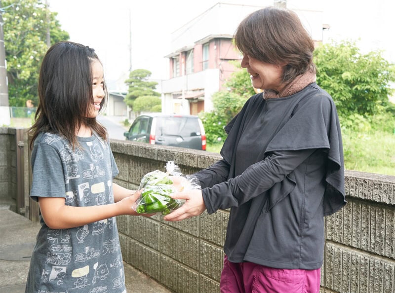 【地域おこし協力隊に任命】 農業については一から勉強。地域の人との交流も大切な活動