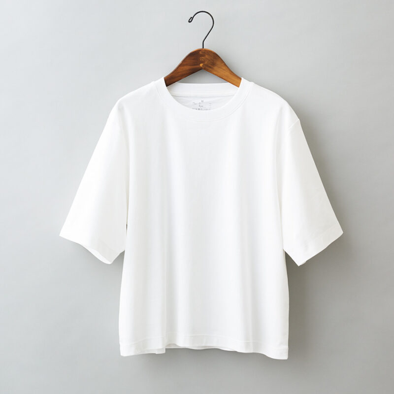 無印良品 「涼感ＵＶカットクルーネック ワイド半袖Ｔシャツ」 ¥1,990