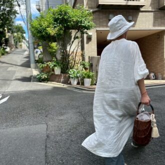 優恵のおしゃれは心意気  Vol.19
 「白い帽子とパリ風のカフェと青竹踏み」