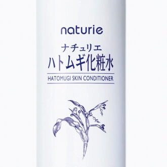 ナチュリエ ハトムギ化粧水 500mL ￥748（編集部調べ）／イミュ