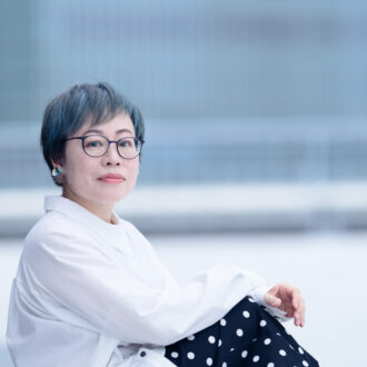 【著者インタビュー】寺地はるなさん　
生きづらさの先にある「もっと自由な」生き方とは？