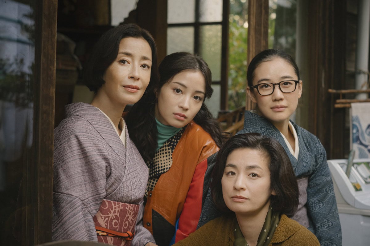 向田邦子の傑作ドラマを是枝裕和監督がリメイク。Netflixシリーズ『阿修羅のごとく』独占配信中