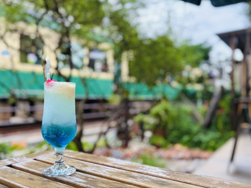 江ノ電　うみのトナリ　湘南　鎌倉　稲村ヶ崎