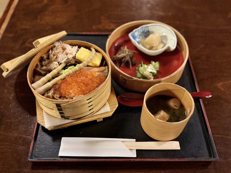 会津若松　田季野　元祖・輪箱飯