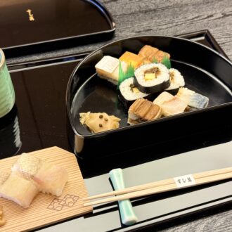 鮨まん　食事