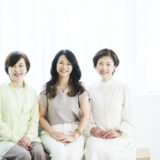 【50代美容】土台(*1)から変える！ 50代からめざす、ゆるぎない美しさ【ハリ・美白(*2)・うるおい】