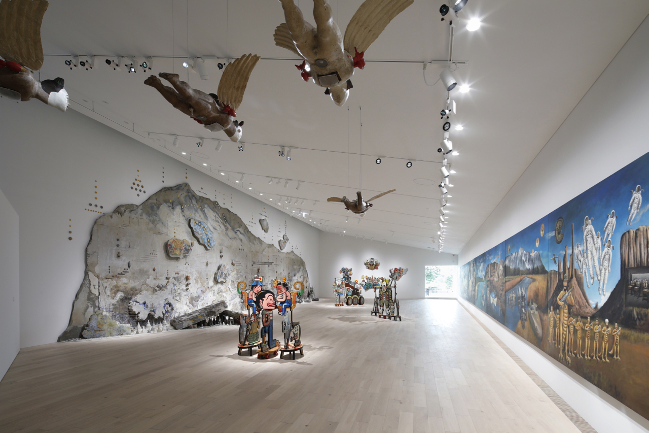香川　直島　「直島新美術館 開館記念展示―原点から未来へ」展示風景、2025年　写真：来田猛