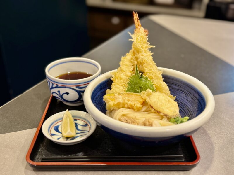 香川　宇多津　本格手打うどん おか泉　ひや天おろし