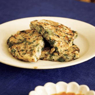 旨味がギュッ！
まいたけとやまと芋のおやき