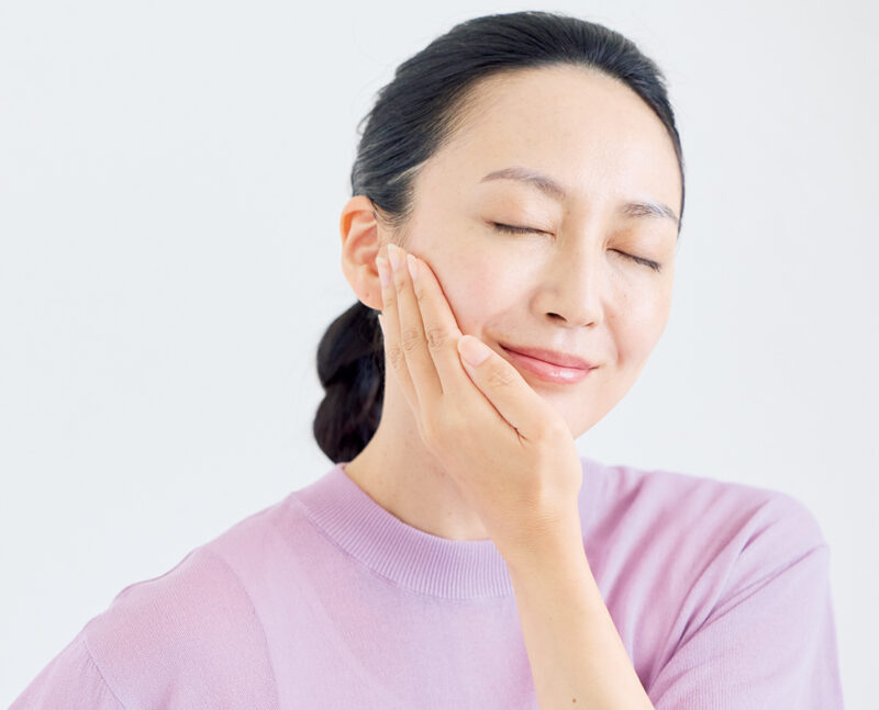 ごわつき50代の肌をクリアに導く【 3ステップ美白】シミの根は秋に刈り取るのが正解！