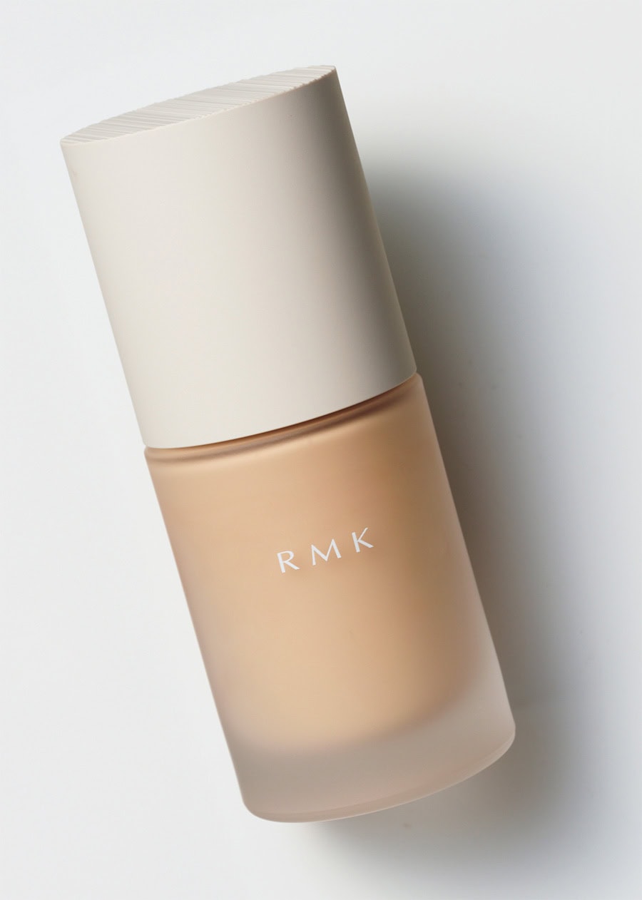 RMK リクイドファンデーション フローレスカバレッジ プラス SPF22・PA++ 全9色 ¥6,600/RMK Division
