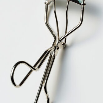 アイプチ ひとえ・奥ぶたえ用カーラー（替えゴム２個つき） ￥1,650／イミュ