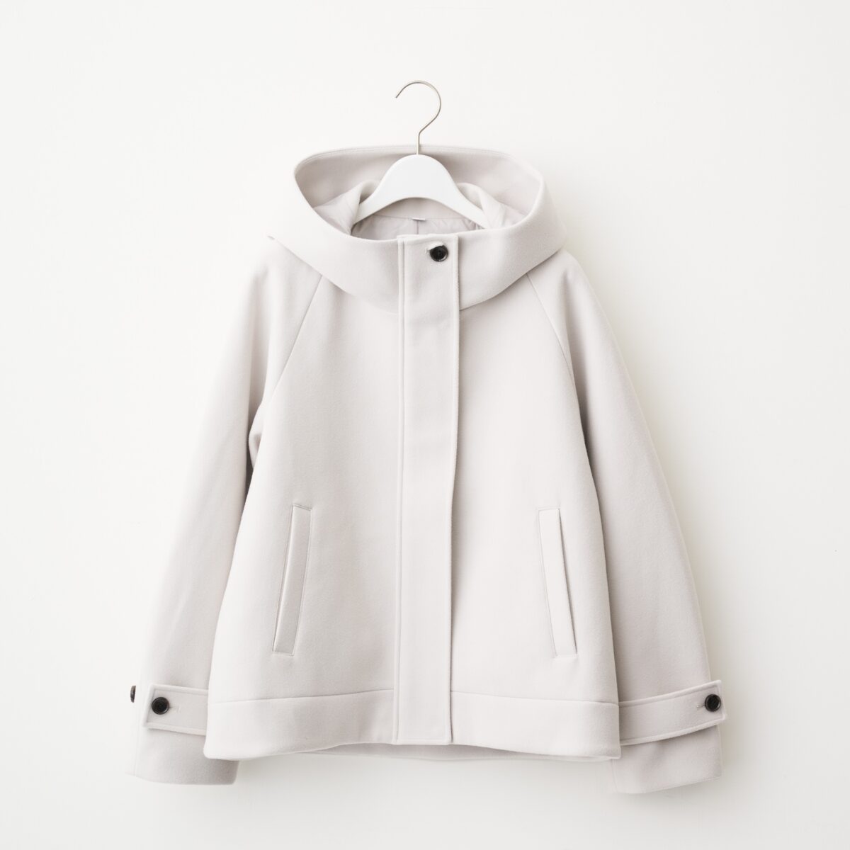 ユニクロで指名買いしたい50代におすすめの服