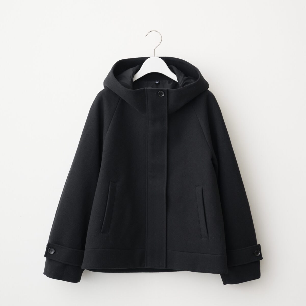 ユニクロで指名買いしたい50代におすすめの服