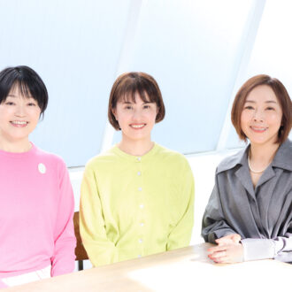 小田ユイコさんと大人のおしゃれ手帖読者組織「ミモザ会員」2人