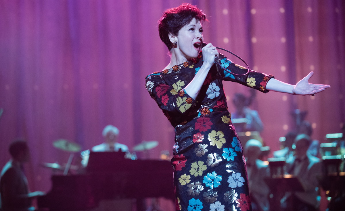 伝説のミュージカル女優ジュディ・ガーランドの波乱の人生を描く。『ジュディ 虹の彼方に』© Pathé Productions Limited And British Broadcasting Corporation 2019