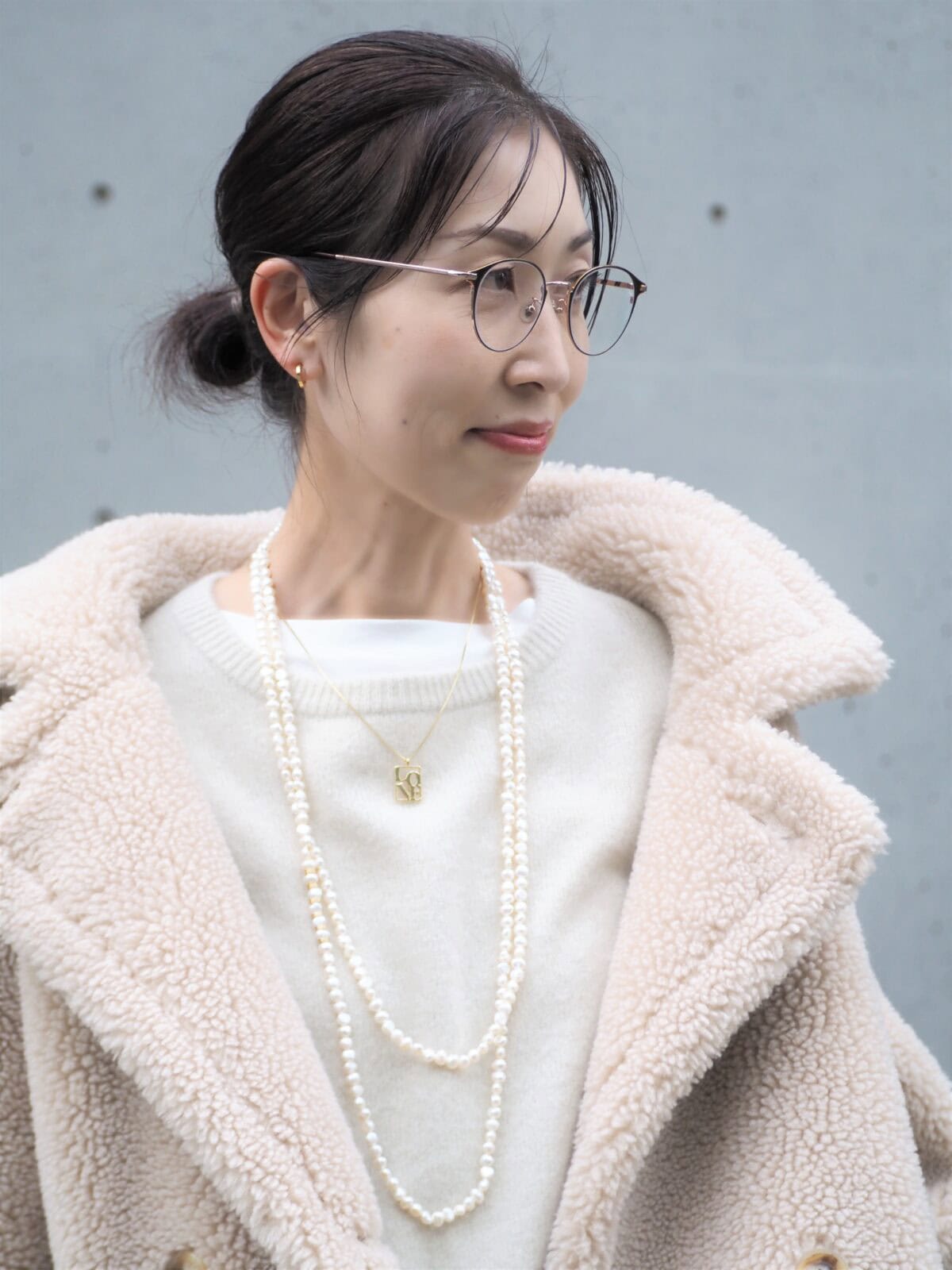 パールネックレスの重ねづけ