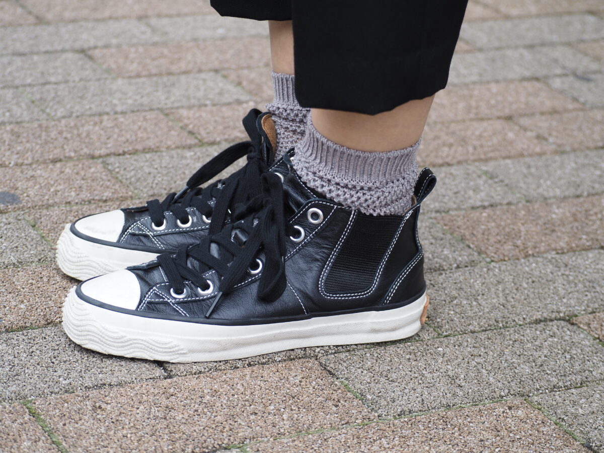 スピングルのスニーカー