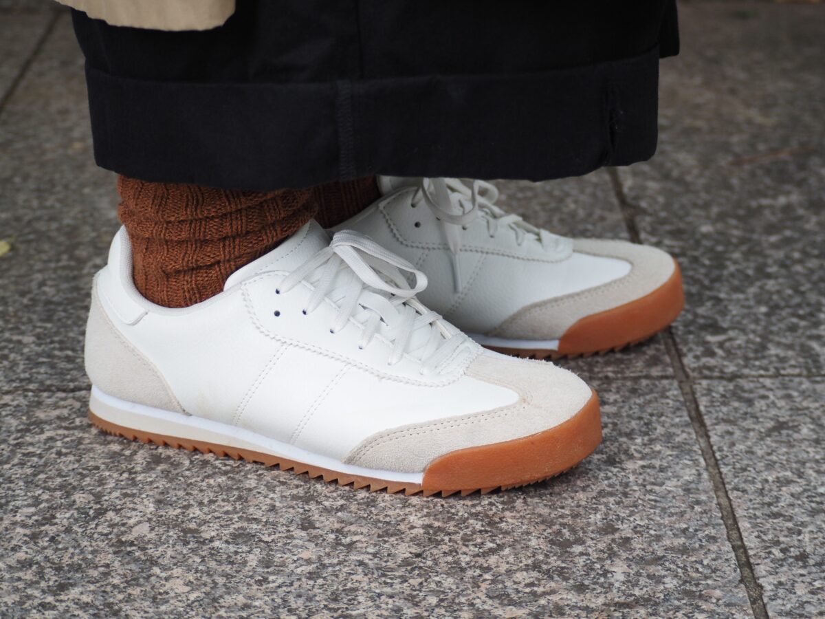 ユニクロシ―のスニーカー