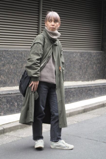 【スナップ】大人世代は“抜け感“ミリタリーで防寒とおしゃれを両立！ 