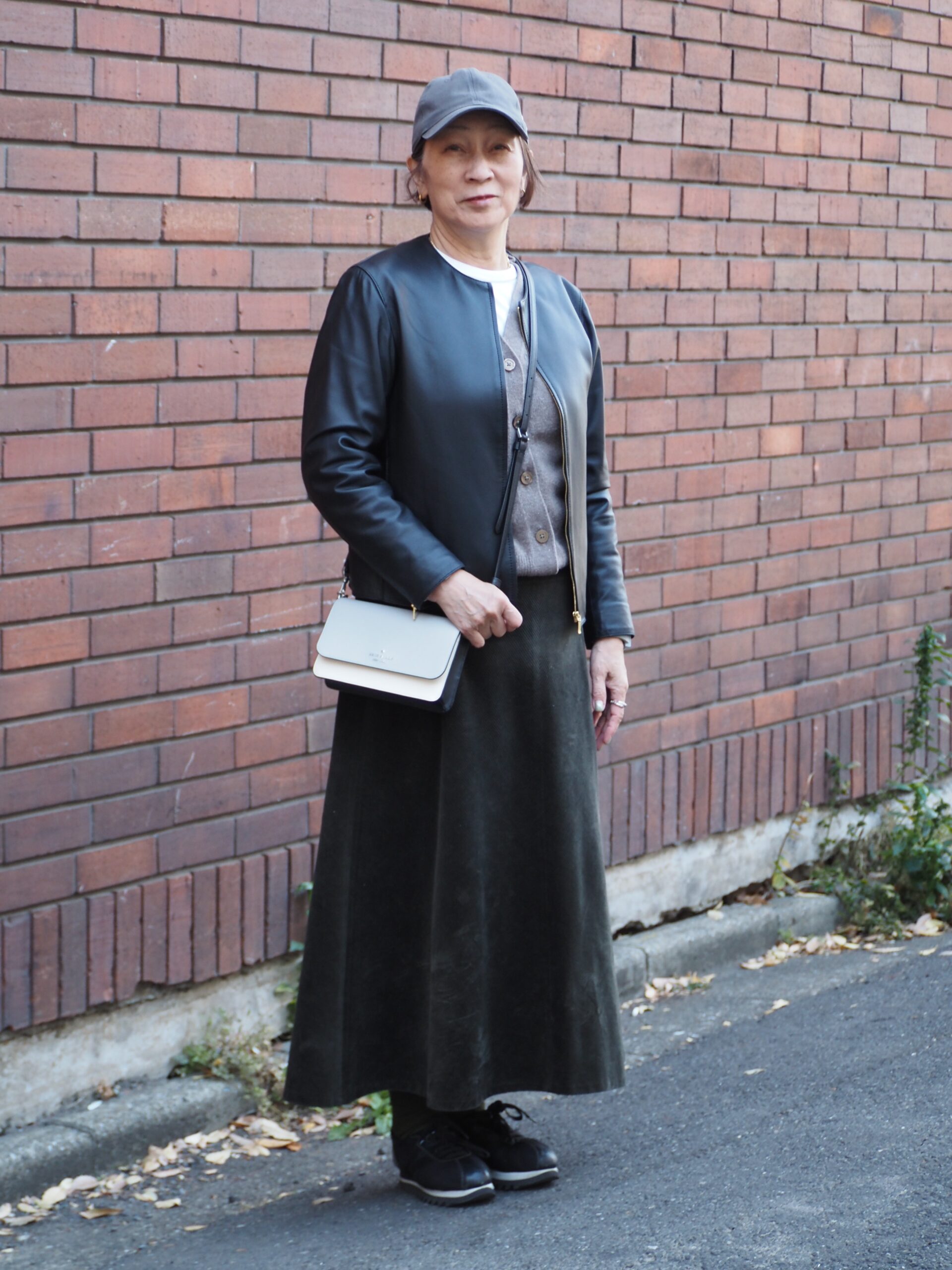 50代の辛口コーデ