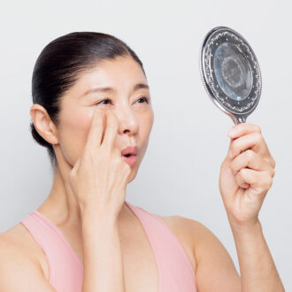 50代】顔の劣化を救う！ お悩み別『顔トレ』でシワ・むくみ対策【表情筋研究家･間々田佳子さん監修】　