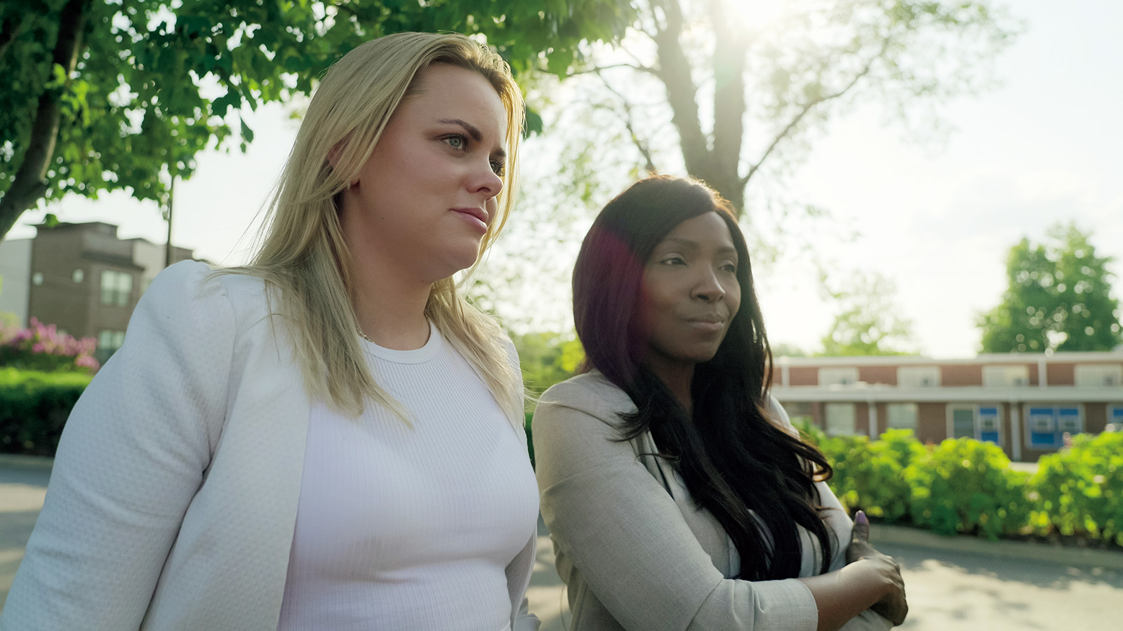 〈Netflix〉 『サギ恋は許さない ! ～愛を偽る詐欺師に反撃～』 監督：マックス・シャピラ 出演：セシリー・フィエルホイ、ブリアンヌ・ジョセフ 『サギ恋は許さない! ～愛を偽る詐欺師に反撃～』 Netflixにて独占配信中