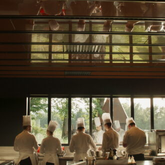 料理もドラマも堪能！ レストランが舞台の映画＆ドキュメンタリー3選