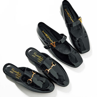 （右）￥81,400／ヴィットリオ・ヴィルジリ（ハウス オブ ロータス二子玉川店） （左）￥39,600／カステラーノ（フラッパーズ）