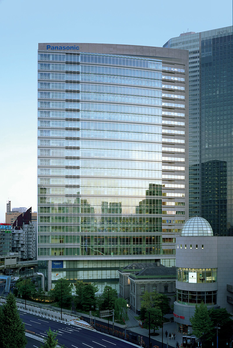 『ウィーン・スタイル　ビーダーマイヤーと世紀末 生活のデザイン、ウィーン・劇場都市便り』 場所： パナソニック汐留美術館（東京都） 開催：前期 2025年10月4日〜11月11日、後期11月13日〜12月17日 開館 ：10:00〜18:00（11月7日、12月5日、12日、13日は20:00まで開館。入館は閉館の30分前まで） 閉館 ：水曜日（ただし12月17日は開館）　 050-5541-8600（ハローダイヤル）