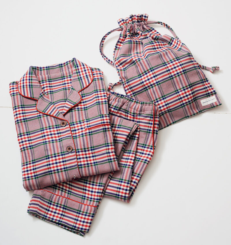 ホリディチェックオーガニックコットンパジャマ ¥15, 840／グッドナイトスーツ