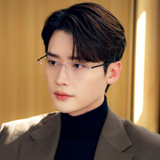 【イ・ジョンソク】にノックアウト！ 
ワタナベマキさん×モデル･kazumiさんが韓流愛を語りつくす